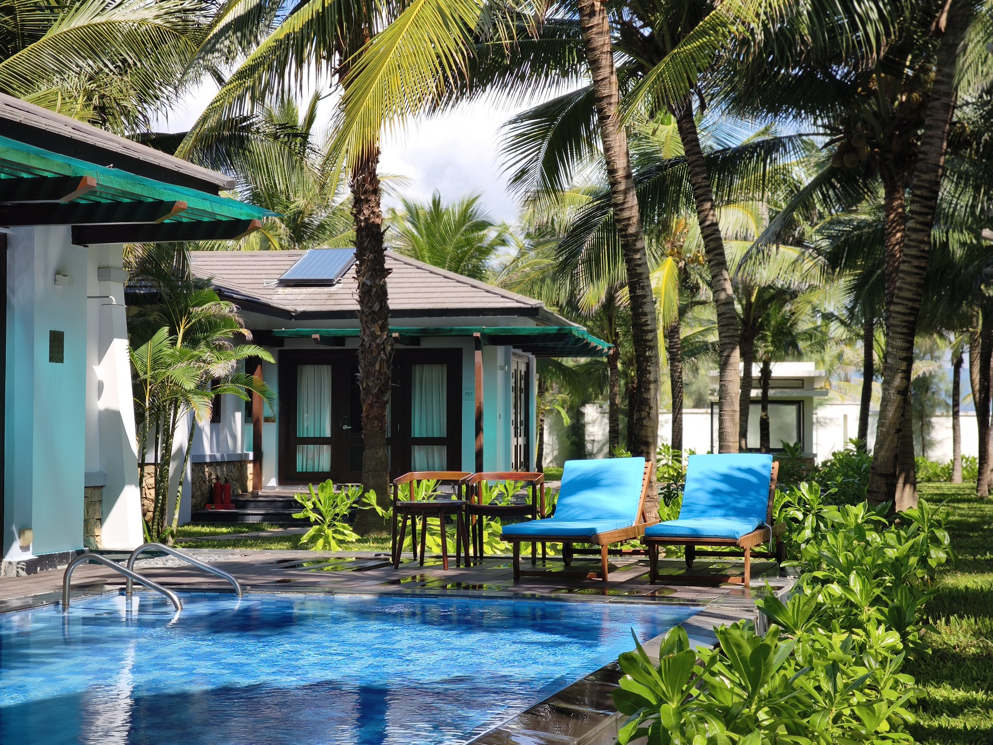 Pool Villa by the sea